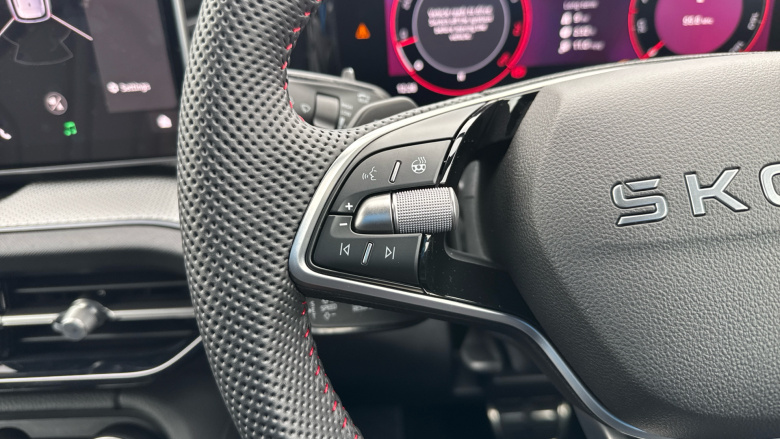 Skoda Kodiaq 2.0 TSI vRS 4X4 5dr DSG [7 Seat] Petrol Estate